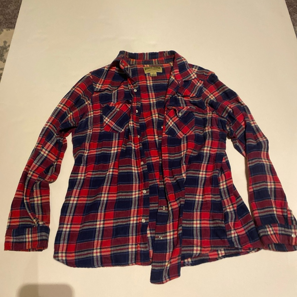 Women’s Rustic Ridge Flannel With Snaps